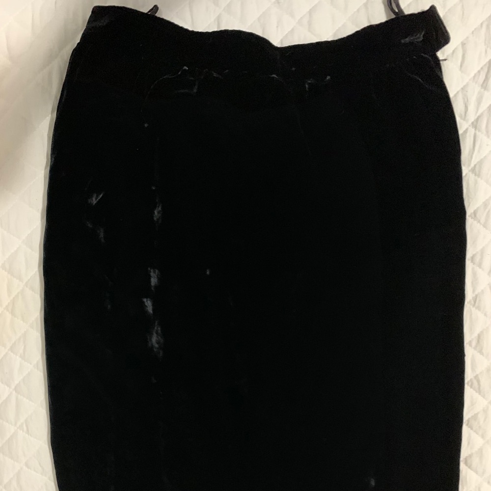 Yves Saint Laurent Paris size 10 velvet